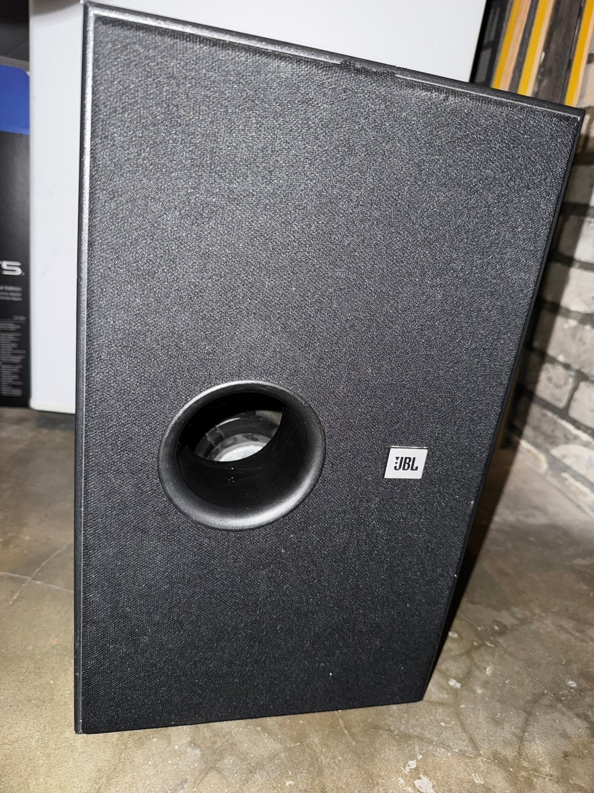 JBL SUBWOOFER €5