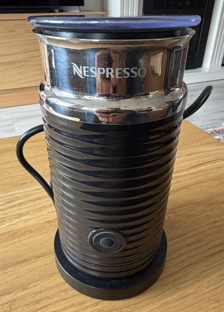 Nespresso Aeroccino 3, Ophalen of Verzenden, Gebruikt