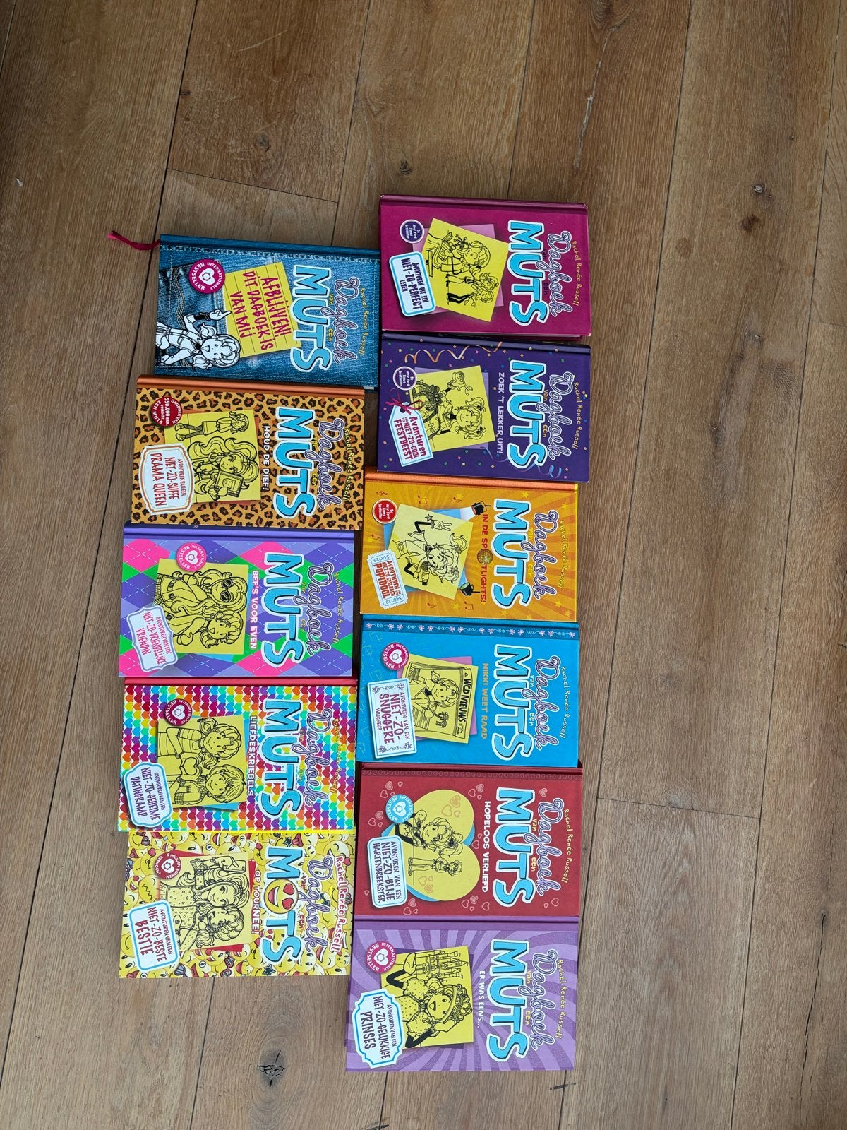 Dagboek van een Muts boeken - bijna Complete set, Boeken, Ophalen of Verzenden, Zo goed als nieuw, Fictie