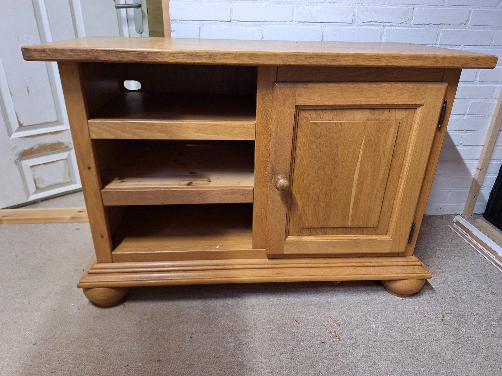 Eikenhouten TV-meubel met opbergruimte, Ophalen, Gebruikt, 100 tot 150 cm, Eikenhout