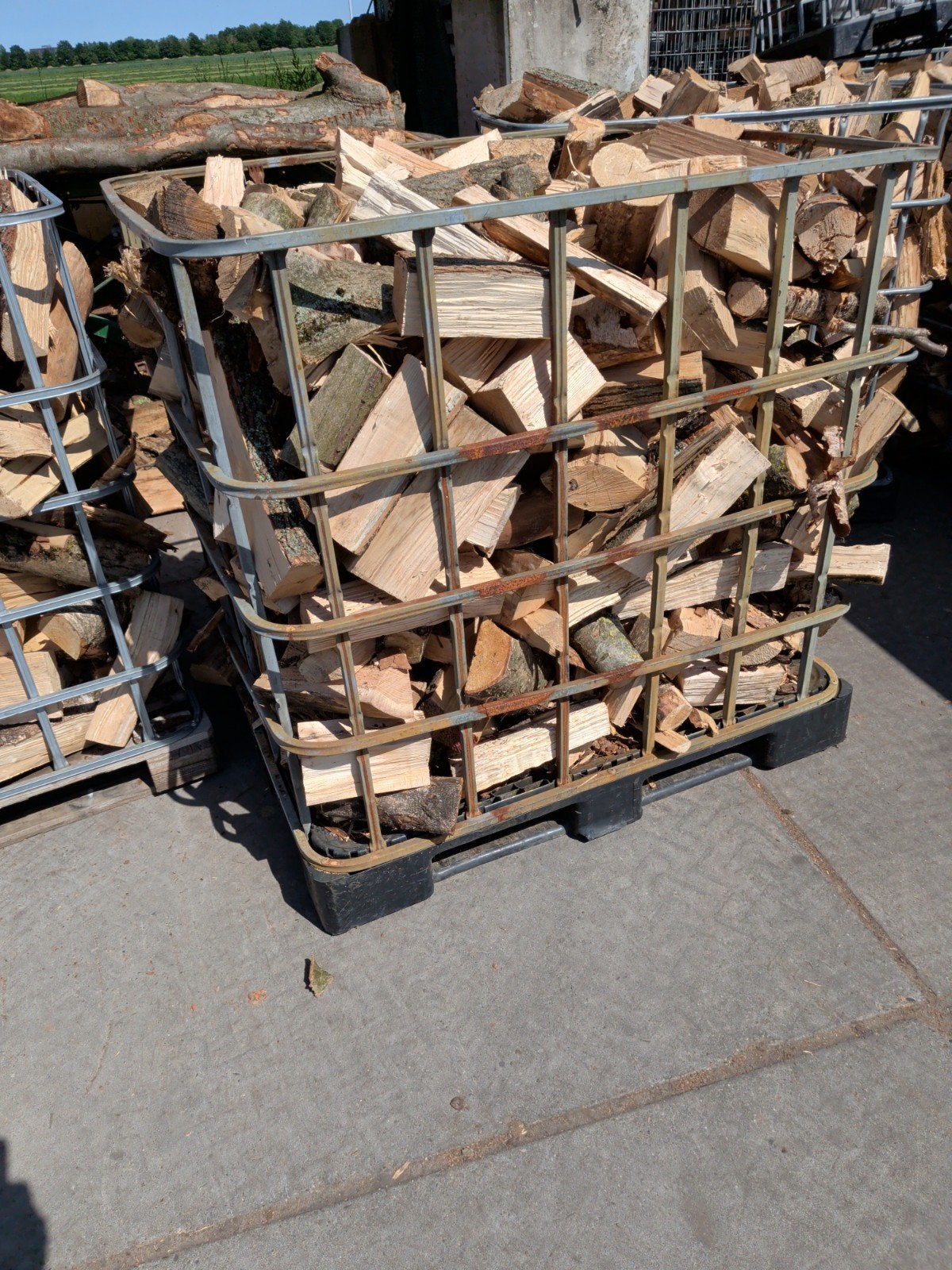 mix eik berk super droog onder12% vocht €125 per kuub, 6 m³ of meer, Ophalen, Eikenhout, Blokken