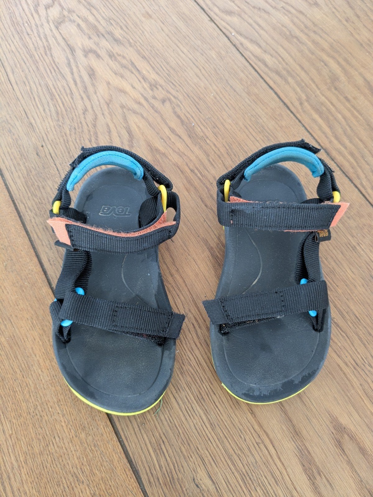 Teva hurricane sandalen maat 24/25, Ophalen, Jongetje of Meisje, Overige typen