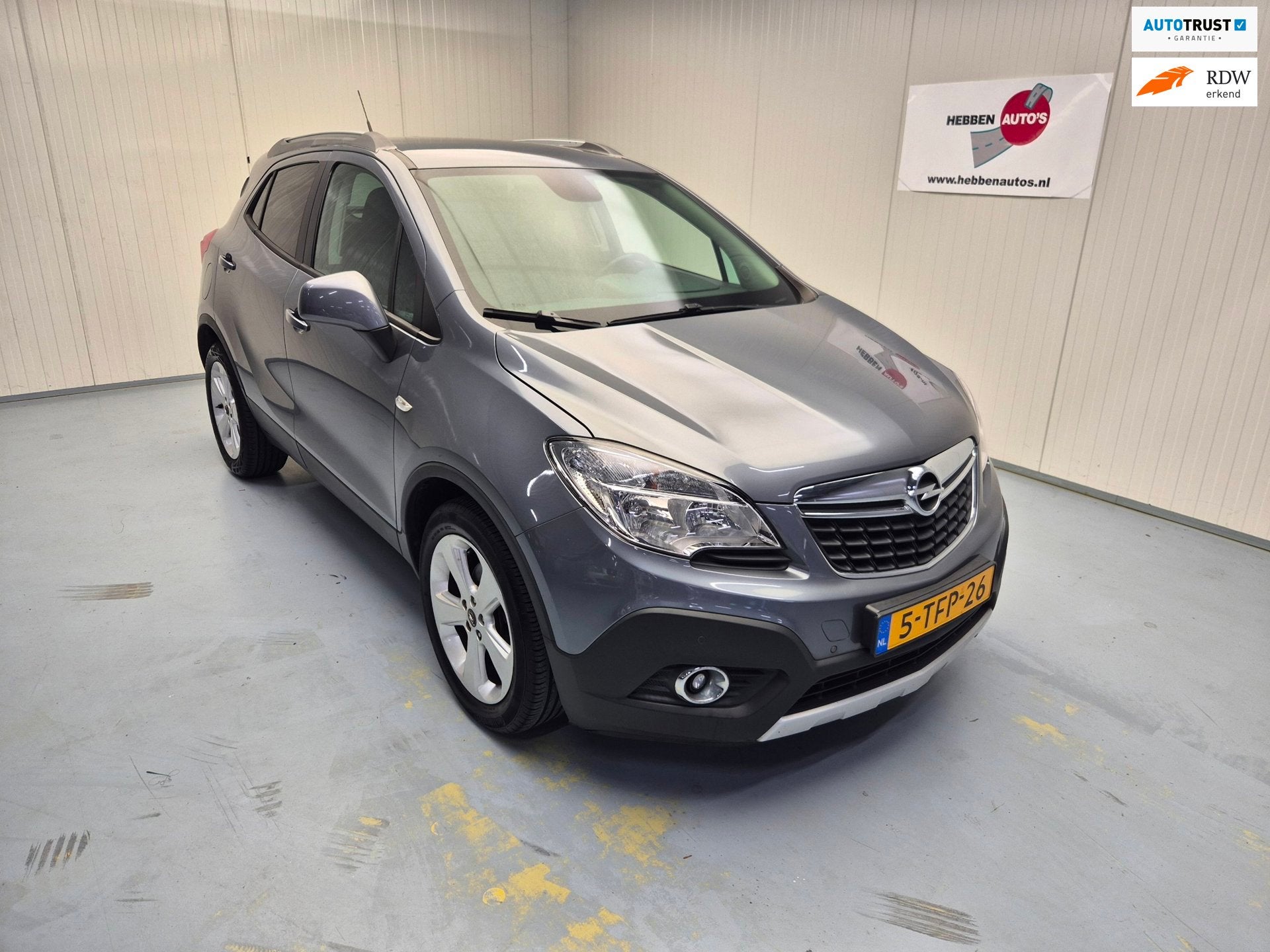 Opel Mokka 1.6 Edition Navi Ecc Cruise Control Alu Velgen Tr, Auto's, Opel, Voorwielaandrijving, Euro 5, Gebruikt, Zwart