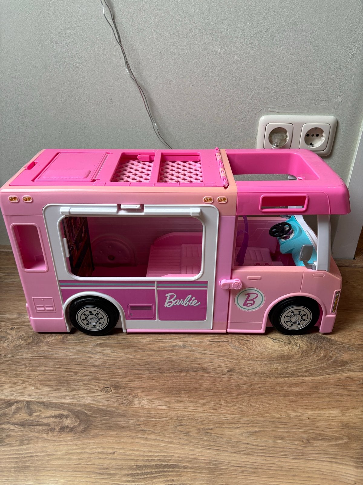 Barbie Camper met accessoires, Ophalen, Gebruikt