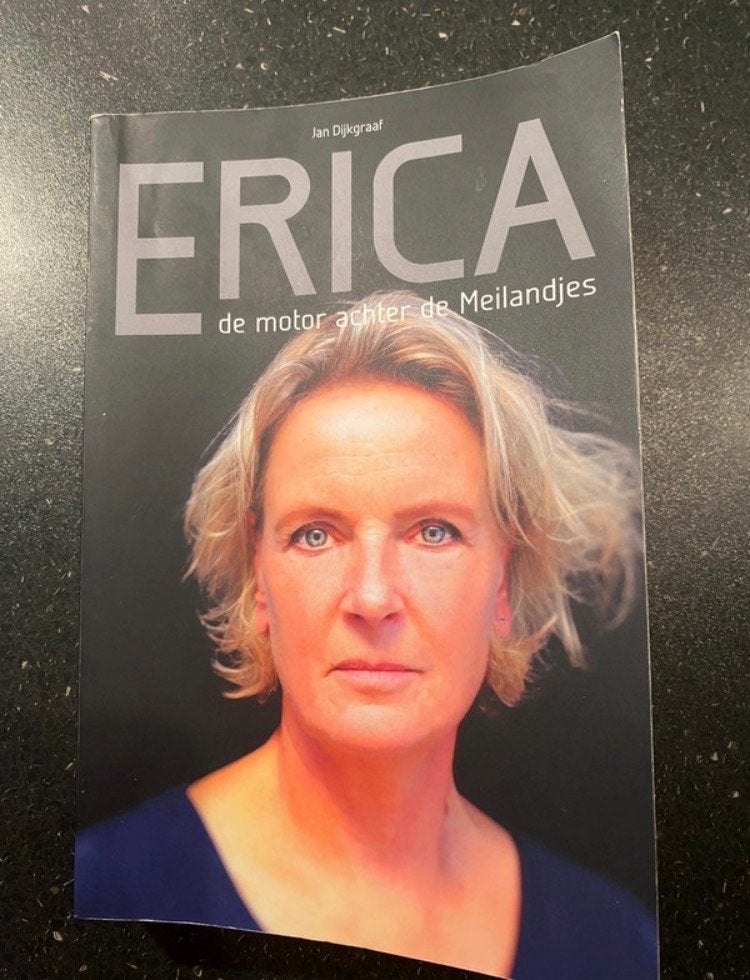 Erica: De motor achter de Meilandjes - Jan Dijkgraaf, Ophalen of Verzenden, Gelezen, Film, Tv en Media