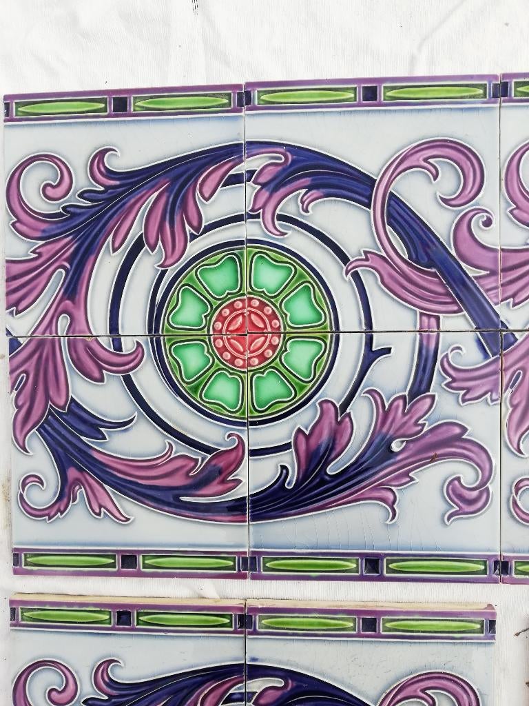 Bijzondere lambrisering art nouveau tegels paars 882x127cm, Doe-het-zelf en Verbouw, Tegels, Zo goed als nieuw, Wandtegels, Keramiek
