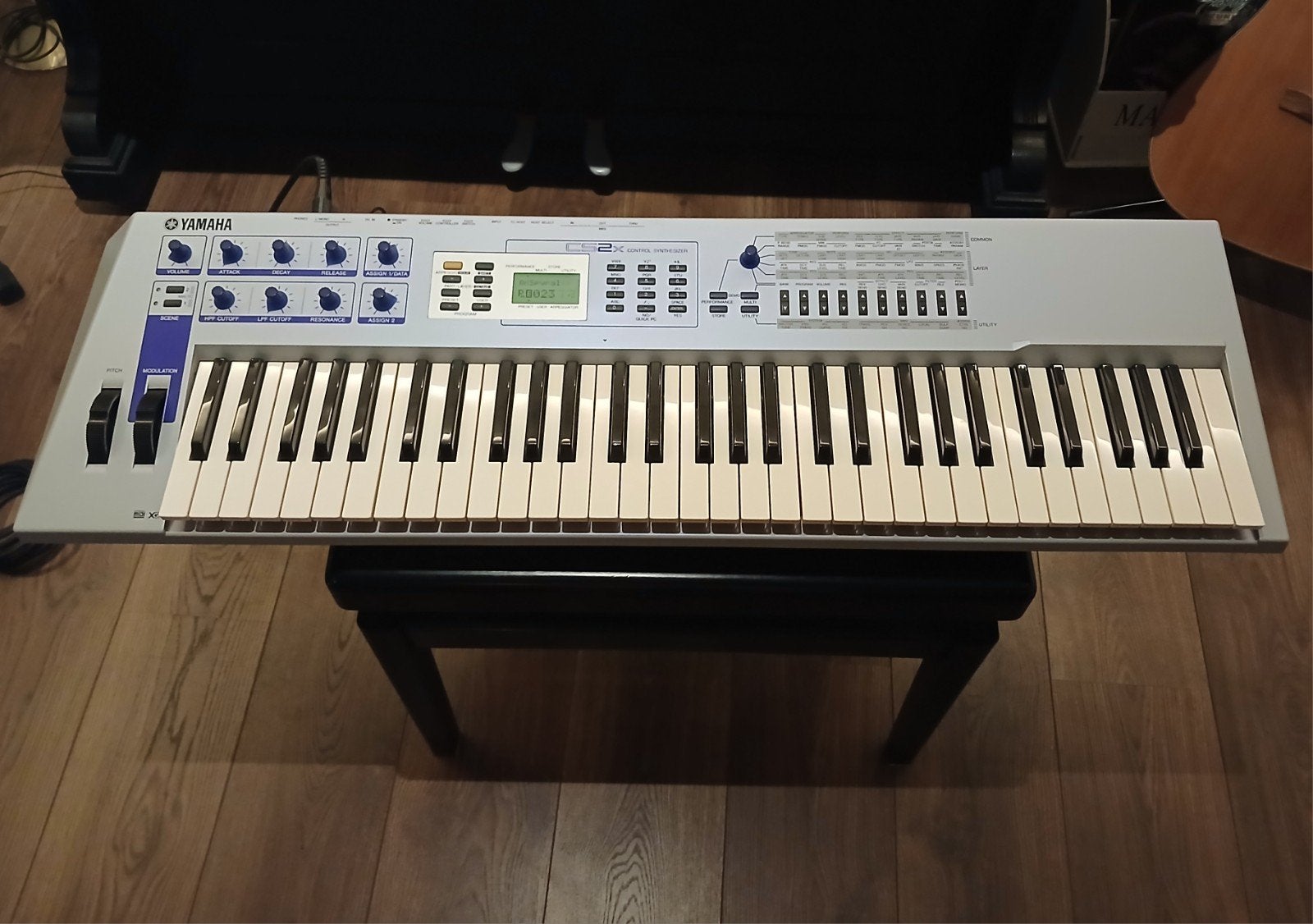 Yamaha CS2x Synthesizer - met 2 talen gebruiksaanwijzing, Muziek en Instrumenten, Ophalen, Zo goed als nieuw, 61 toetsen, Yamaha