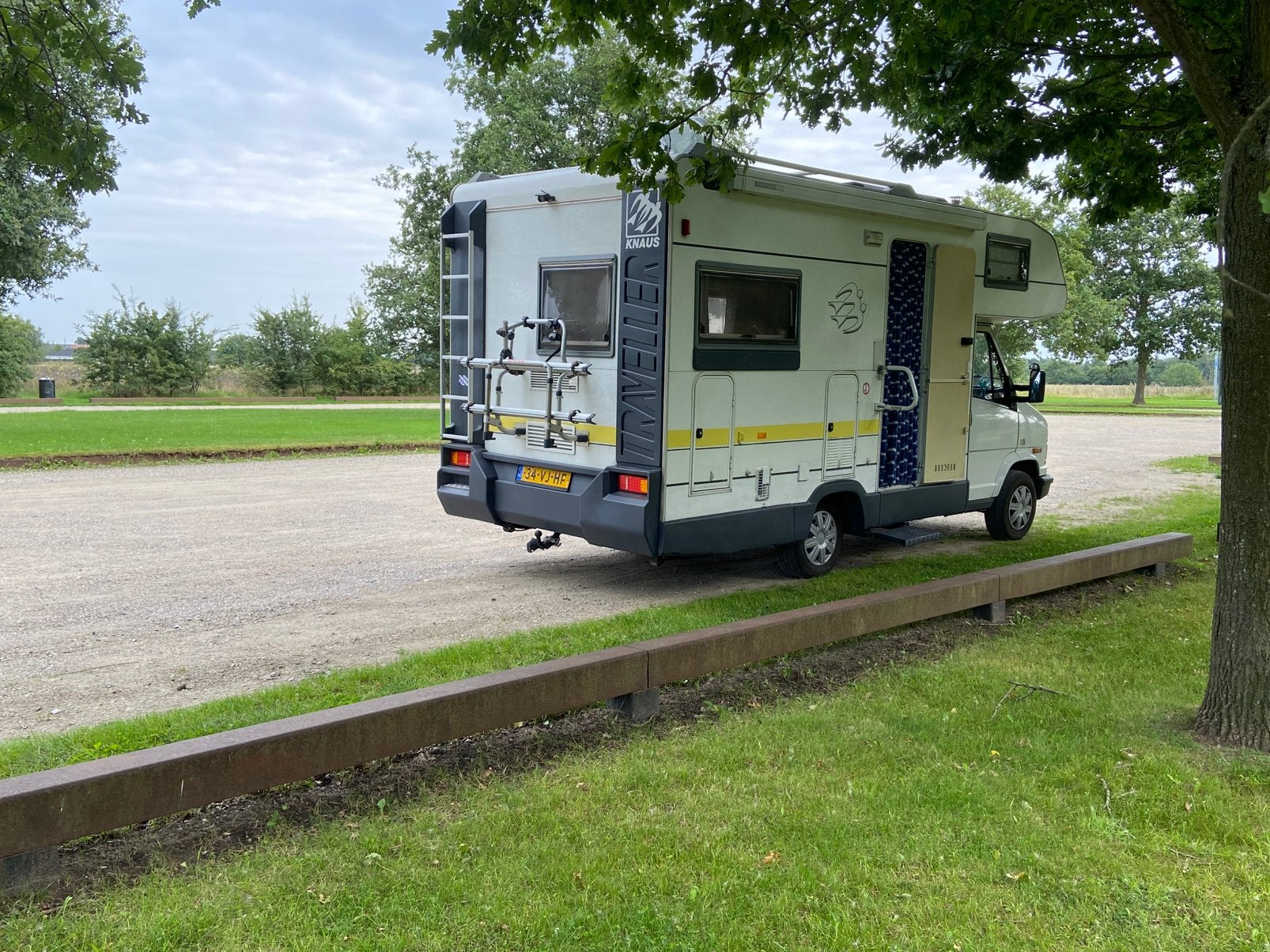 Fiat ducato camper Knaus opbouw, APK juli 2028!, Caravans en Kamperen, Campers, Particulier, Half-integraal, Knaus