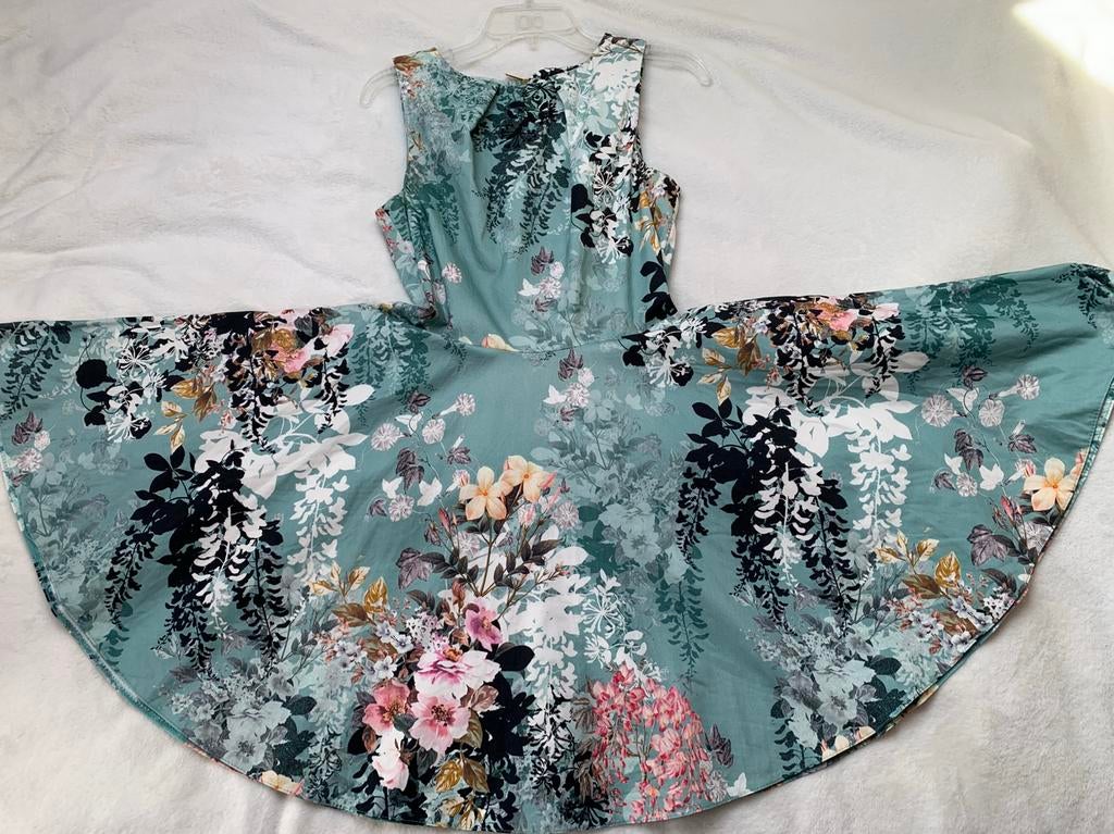 Jurk, fleurig, merk Closet London, 38 (UK 12), meerkleurig, Kleding | Dames, Jurken, Ophalen, Zo goed als nieuw, Maat 38/40 (M)