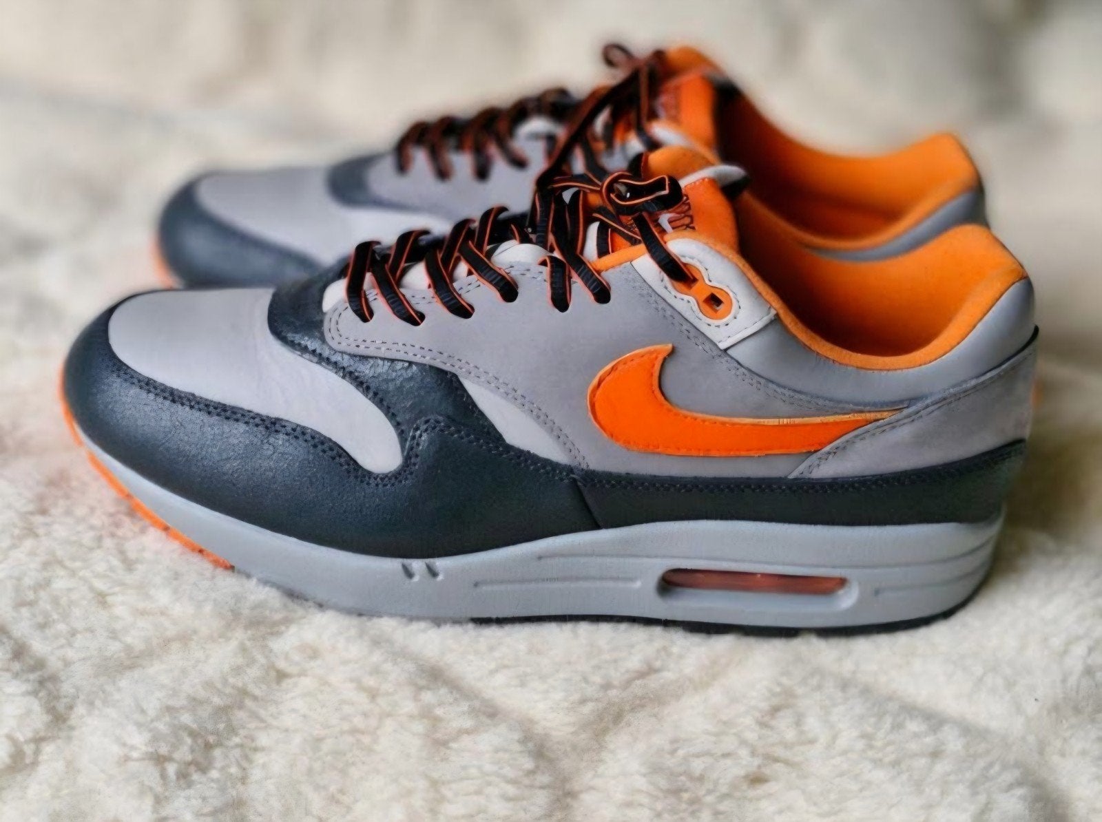Nike air max 1 Huf Orange 45, Kleding | Heren, Schoenen, Overige kleuren, Nike, Ophalen of Verzenden, Sneakers of Gympen