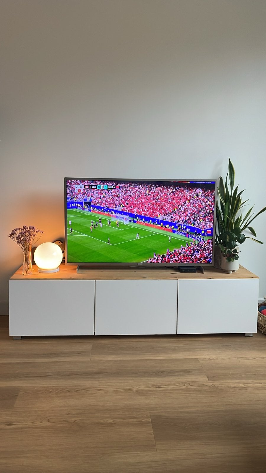 Modern tv-meubel met opbergruimte, Ophalen, Gebruikt, 150 tot 200 cm, Minder dan 100 cm