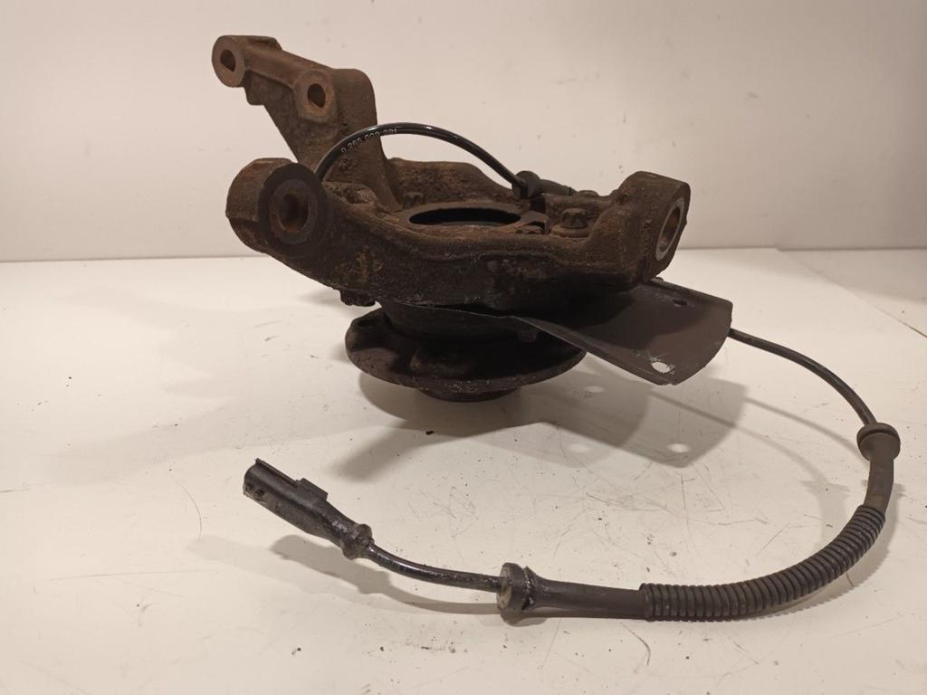 Wielnaaf links voor Renault Trafic, Auto-onderdelen, Onderdelen@venauto.nl, Van der Ven Autorecycling B.V., Gebruikt, Ettenseweg 76, 4706 PB Roosendaal, The Netherlands