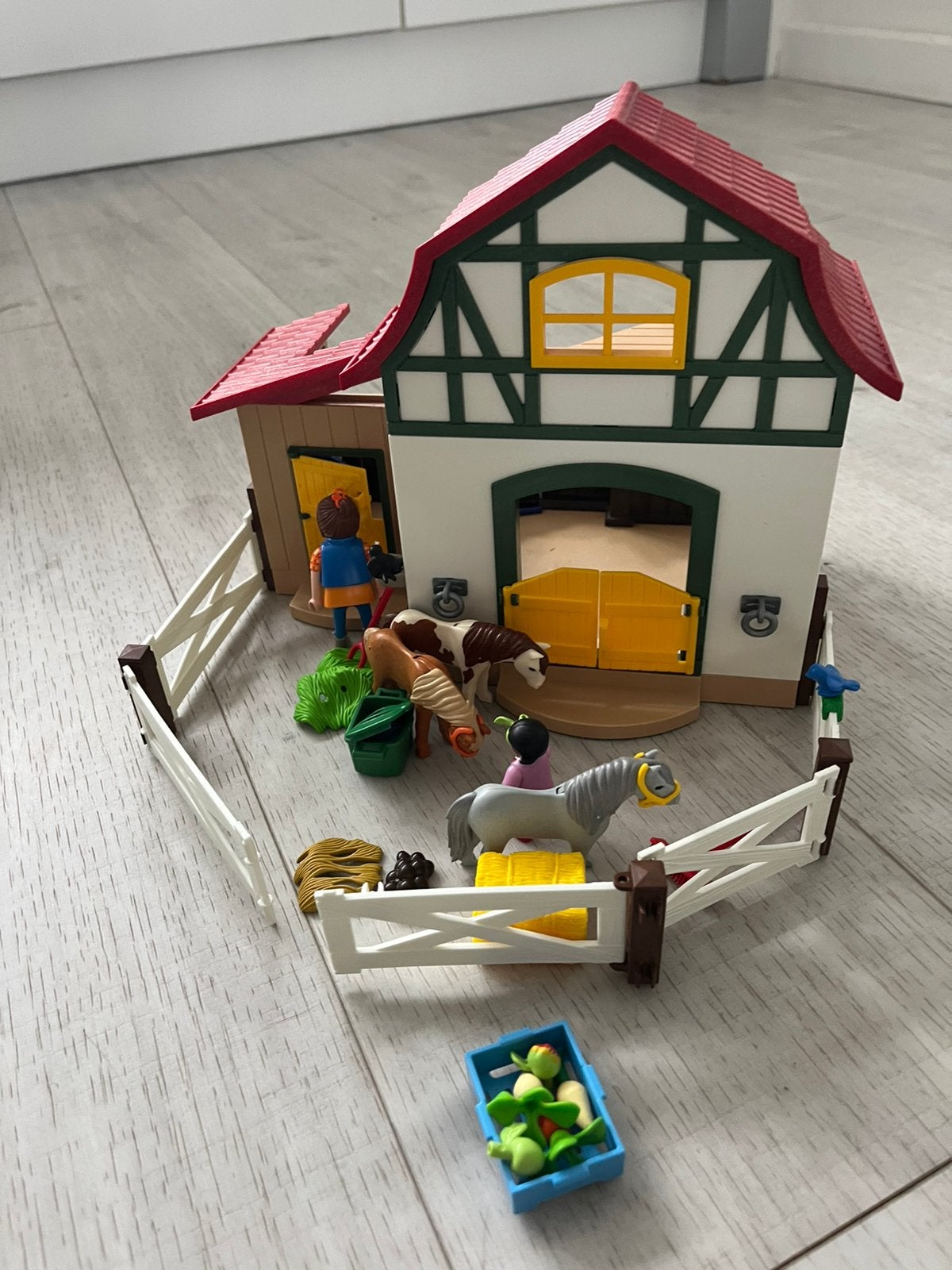 Playmobil country 6927 ponypark, Kinderen en Baby's, Ophalen of Verzenden, Zo goed als nieuw