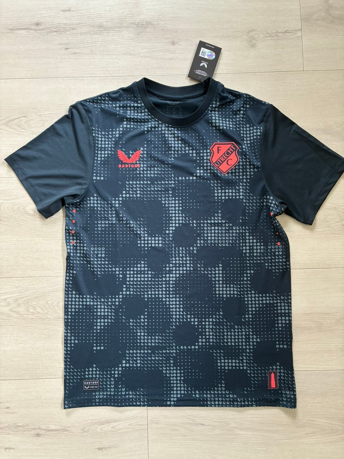 Origineel FC Utrecht pro versie shirt maat M, Sport en Fitness, Voetbal, Maat M, Ophalen of Verzenden, Nieuw, Shirt