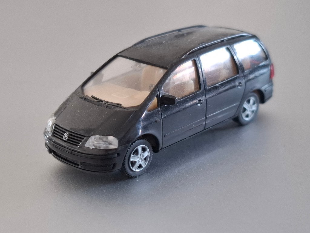 1:87 Volkswagen VW Sharan AWM € 4,50, Verzenden, Zo goed als nieuw, Auto, AWM