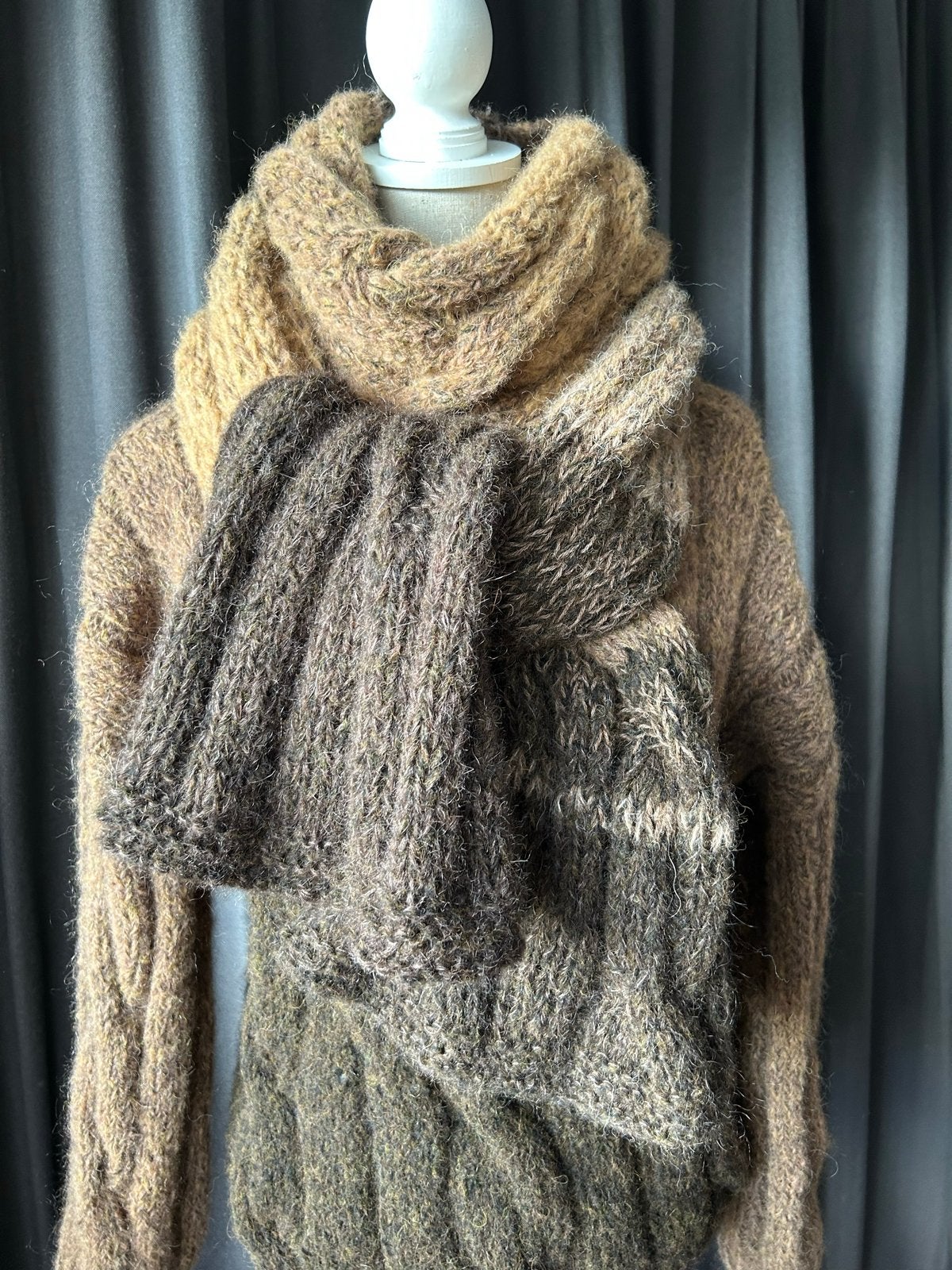 Gebreide Alpaca Wollen Sjaal - 200x32 cm, Ophalen of Verzenden, Nieuw, Maat 42/44 (L), Sjaal