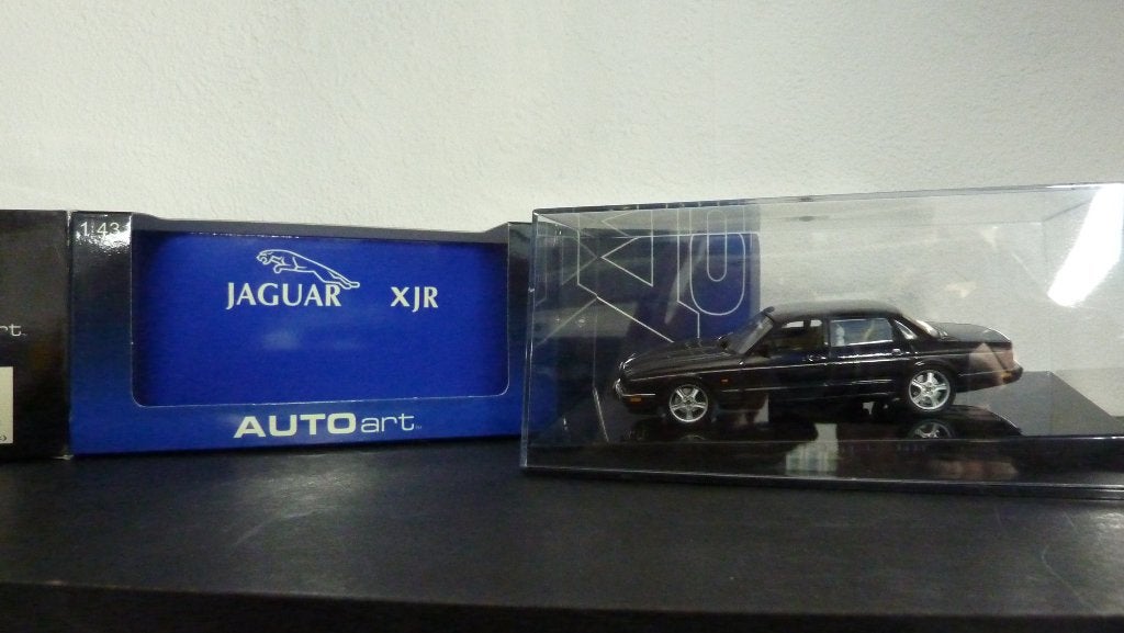 Autoart,Jaguar  XJR, Ophalen of Verzenden, Nieuw, Auto, Overige merken