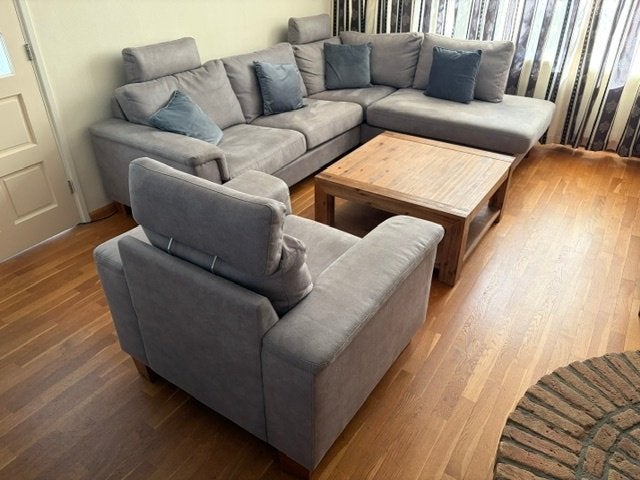 Mooie Dolfijn grijze stoffen hoekbank & fauteuil, Ophalen, 250 tot 300 cm, Gebruikt, Hoekbank