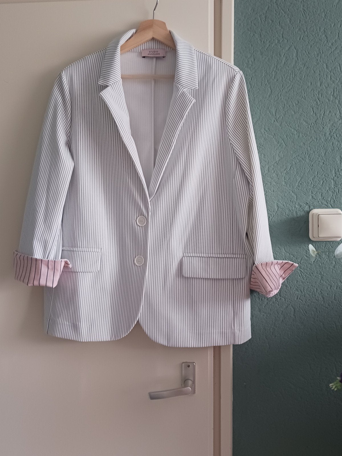 Camille bonded pinstripe blazer Studio Anneloes. L, Studio Anneloes, Wit, Maat 42/44 (L), Ophalen of Verzenden