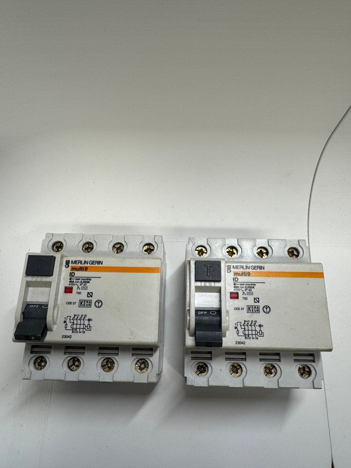 Merlin Gerin Multi9 40A 30mA Aardlekschakelaar 4P €20 p/s, Ophalen of Verzenden, Gebruikt
