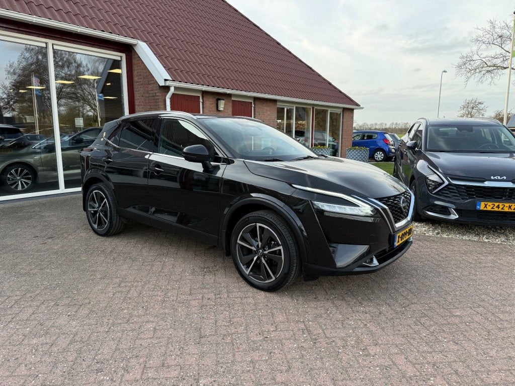 Nissan QASHQAI 1.3 TEKNA PLUS  360° Camera/Trekhaak/Winter, Auto's, Nissan, Automaat, Euro 6, Leder, Hybride Elektrisch/Benzine