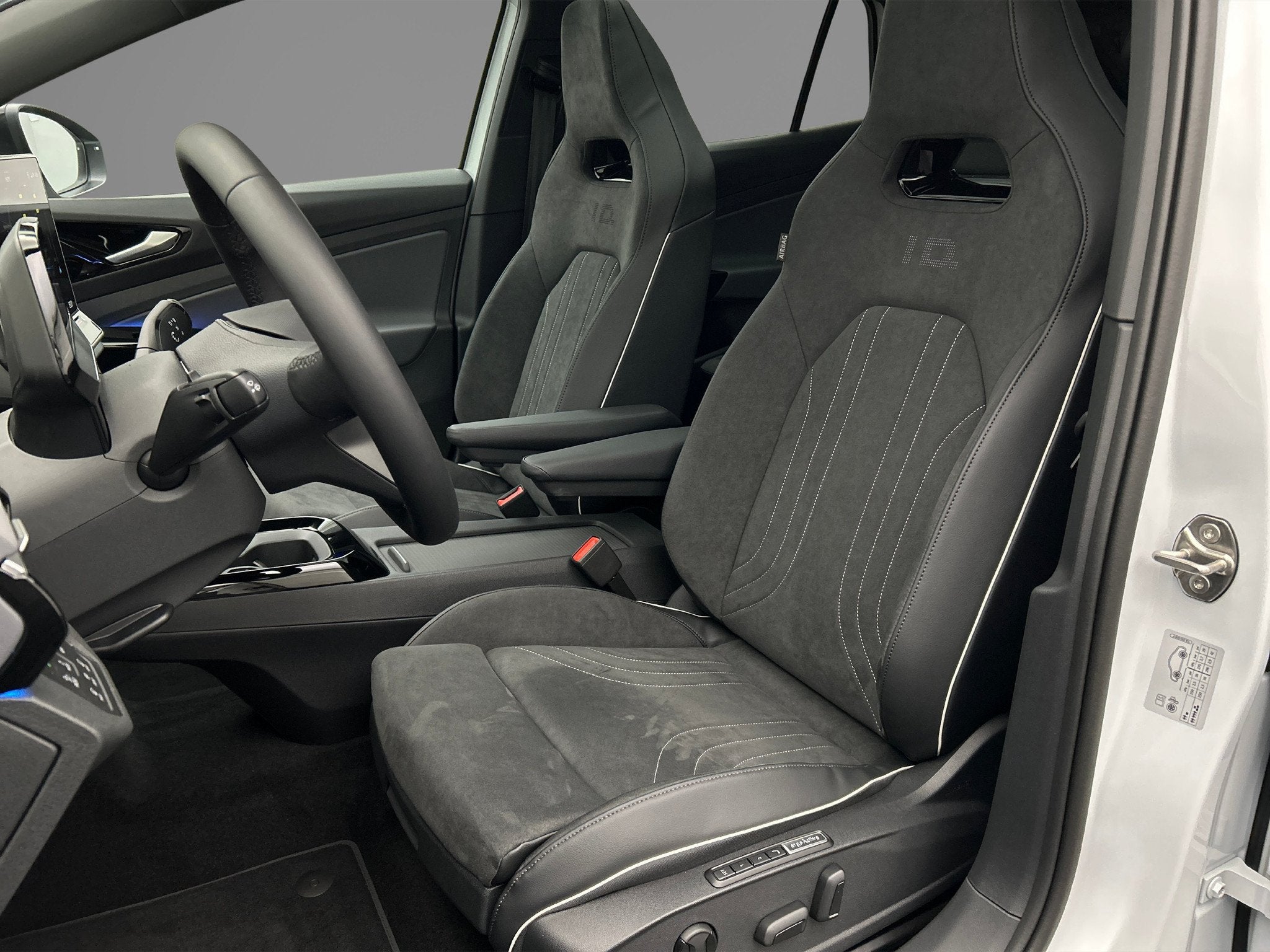 Volkswagen ID.4, Auto's, Automaat, Achterwielaandrijving, Wit, 286 pk