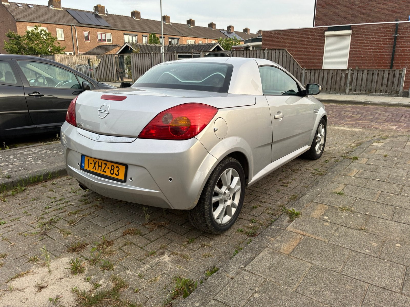 Opel tigra in onderdelen / parts, Ophalen of Verzenden, Voor, Opel, Motorkap
