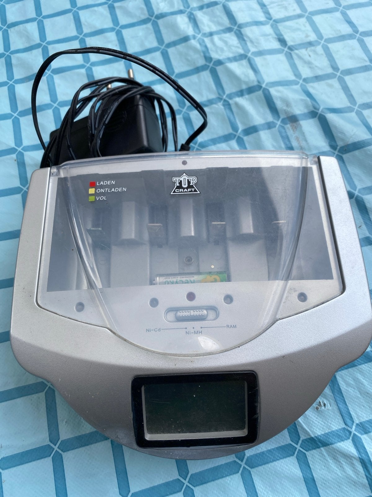 Top Craft batterijlader voor Ni-Cd en Ni-MH batterijen, Ophalen, Gebruikt, Oplaadbaar