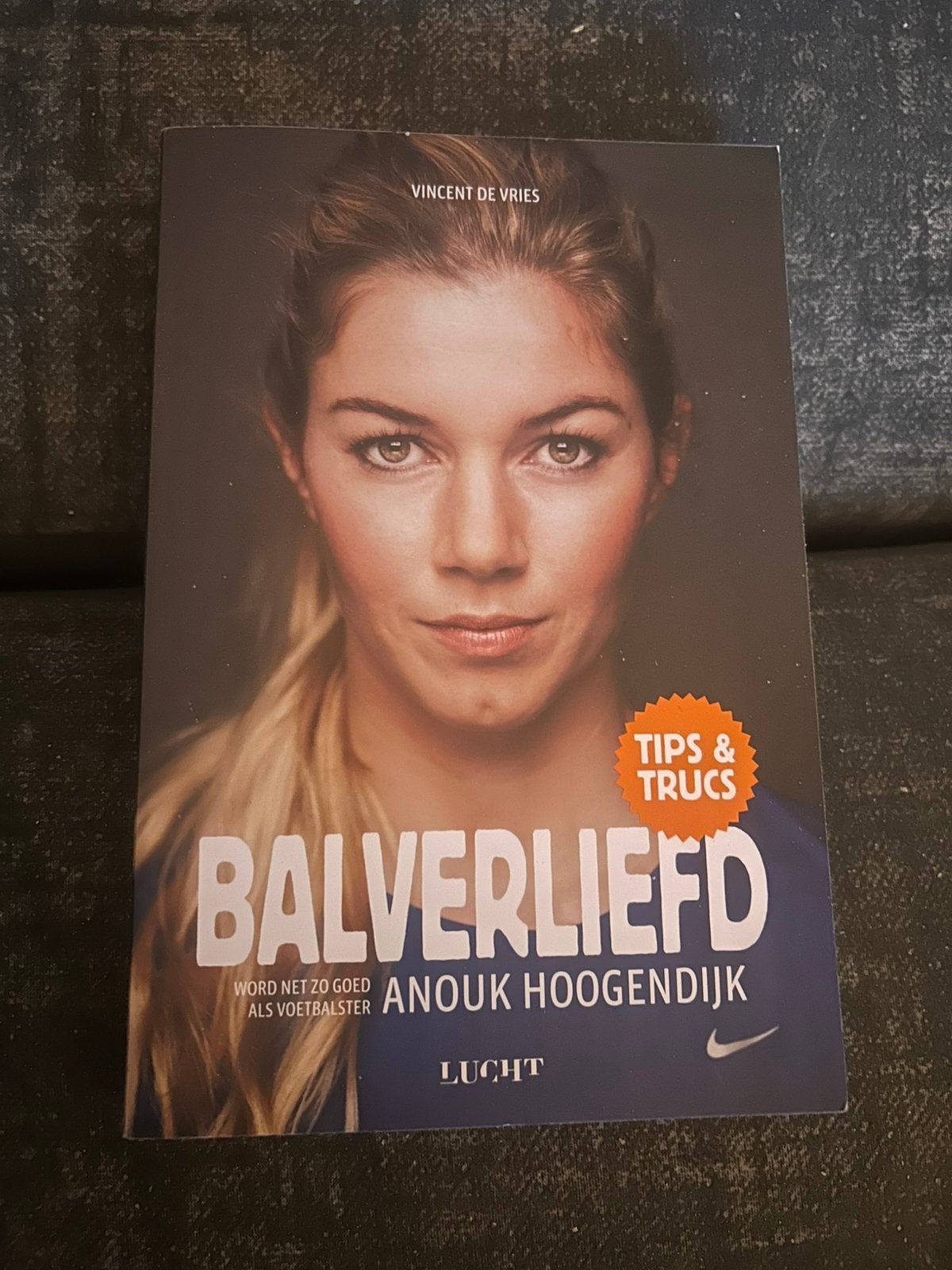 ANOUK HOOGENDIJK BALVERLIEFD damesvoetbal, Verzenden, Nieuw, Sport