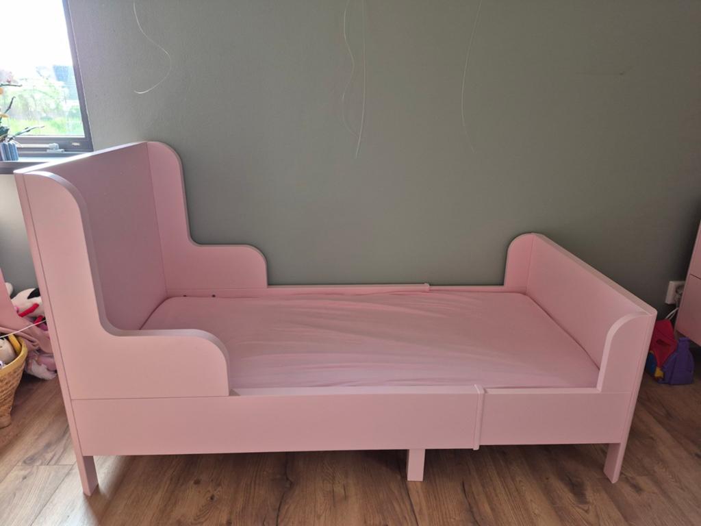 IKEA Busugne Kinderkamer Set - Bed, Kledingkast, Ladekast, Ophalen, Gebruikt, Meisje