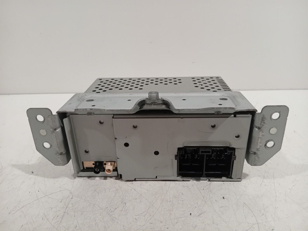 Navigatiesysteem Ford Fiesta, Onderdelen@venauto.nl, Van der Ven Autorecycling B.V., Gebruikt, Ettenseweg 76, 4706 PB Roosendaal, The Netherlands