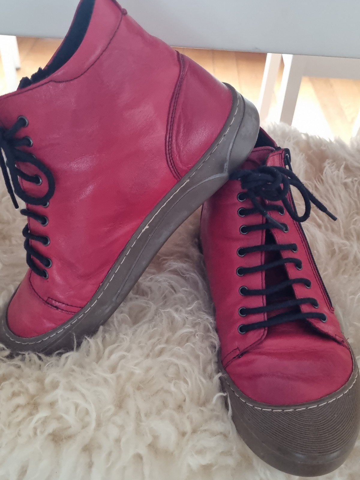 Rode Gemini leren hoge sneakers maat 39, Ophalen of Verzenden, Sneakers of Gympen, Rood, Gedragen