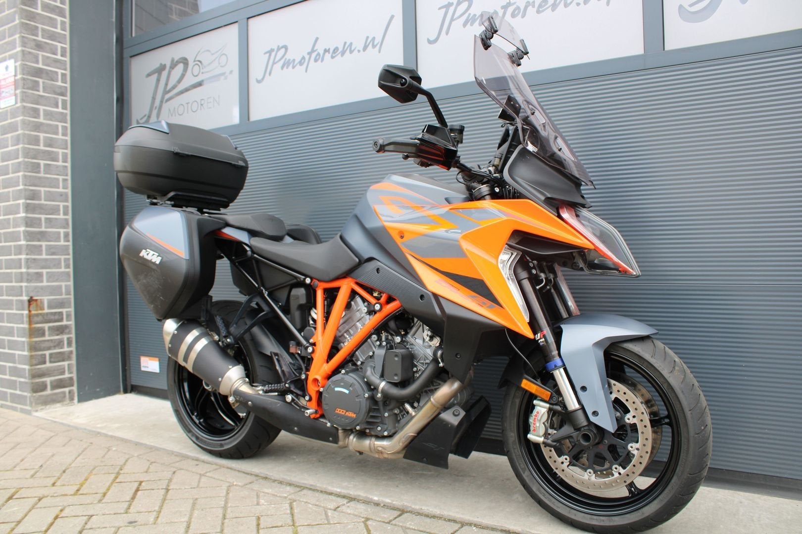 KTM 1290 Superduke GT (2023) *1e.eig*3 DLG kofferset*, 2 cilinders, KTM, Motorrijbewijs A, Bedrijf