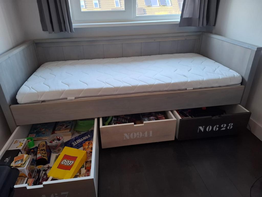 Gratis bed zonder matras 90x200, Ophalen, Gebruikt, Eenpersoons, 90 cm