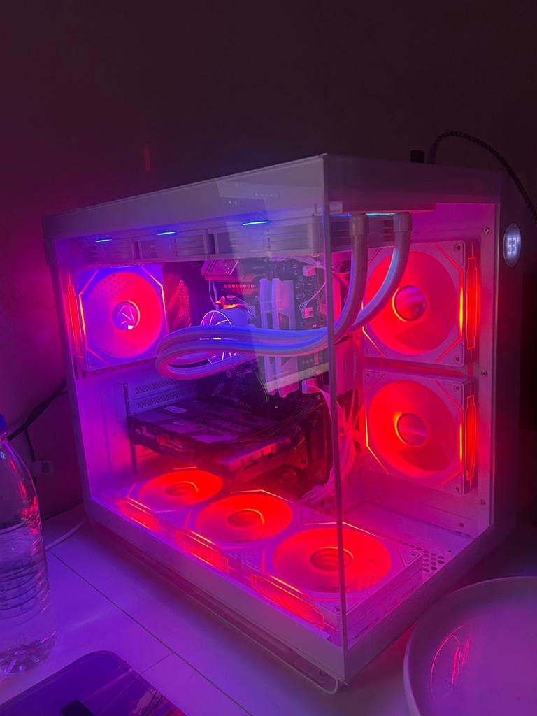 4 Maanden oude Game pc, Ophalen of Verzenden, Zo goed als nieuw, Gaming, SSD