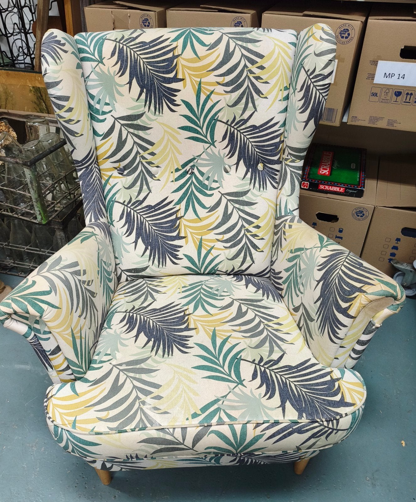 Oorfauteuil met tropische bladprint, Huis en Inrichting, Ophalen, Gebruikt, Tropisch, Modern, 75 tot 100 cm