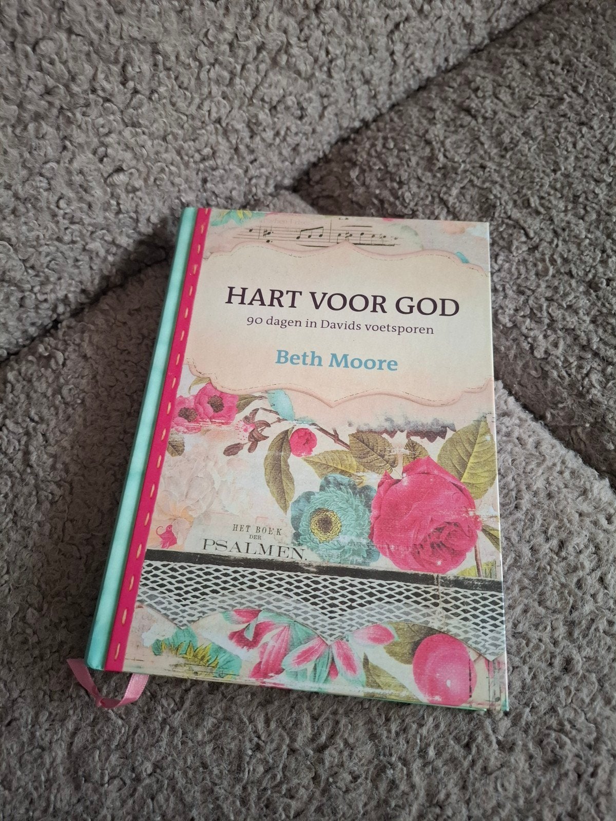 Beth Moore - Hart voor God, Boeken, Ophalen of Verzenden, Zo goed als nieuw, Beth Moore