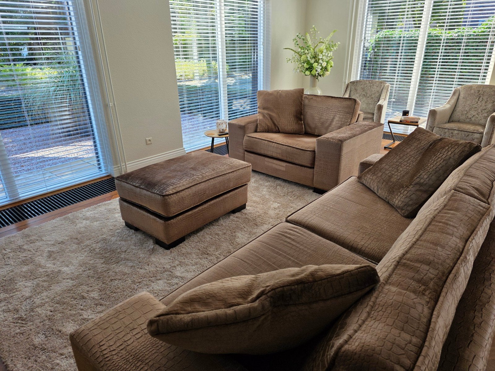 Luxe 3 zits bank met loveseat en poef - Brons Krokodillenlee, Huis en Inrichting, Ophalen, Brons goud, 75 tot 100 cm, Zo goed als nieuw