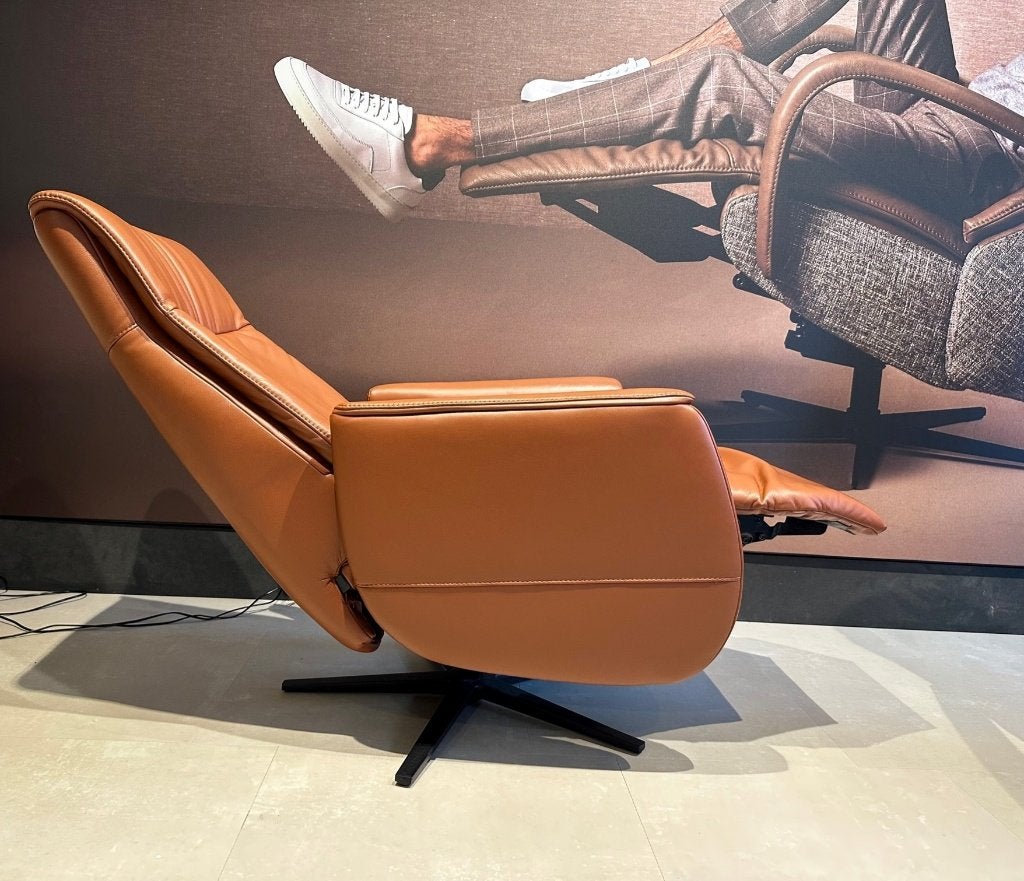 Lederen RelaxfauteuilL Gasveer VAN € 2.550,- VOOR € 1.275,-, Ophalen, Sommelsdijkse haven 19, Modern Industrieel, Visser Meubelen
