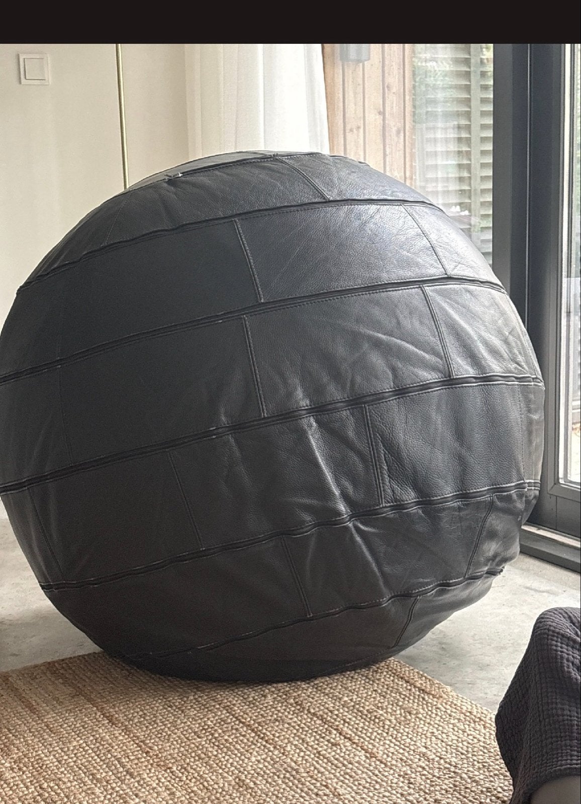 Leolux Ball Chair Poef in Zwart Leer, Ophalen, Gebruikt, Rond, Leer