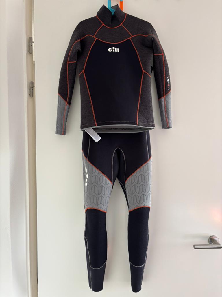 ZGAN - wetsuit GILL Zentherm - kind - maat JL (146-158), Ophalen of Verzenden, Zo goed als nieuw, Kind, Wetsuit