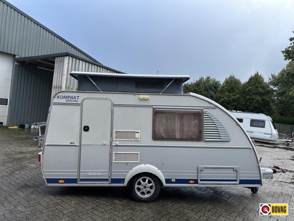 Kip Kompakt 37 EKV HEFDAK + SMAL, Caravans en Kamperen, Overige typen, Standaardzit, Schokbreker, Kip