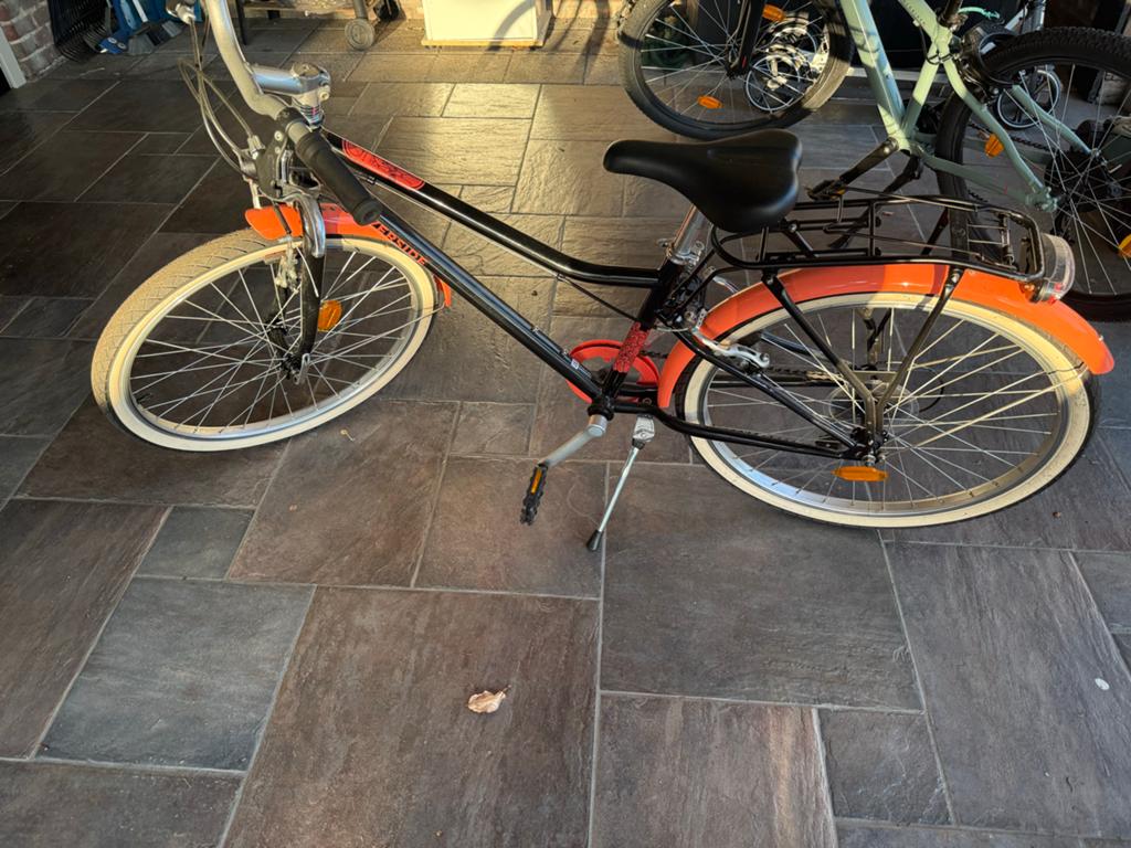 Meisjesfiets 24 inch - Zwart/Oranje - Riverside, Velgrem, Ophalen of Verzenden, Handrem, Gebruikt