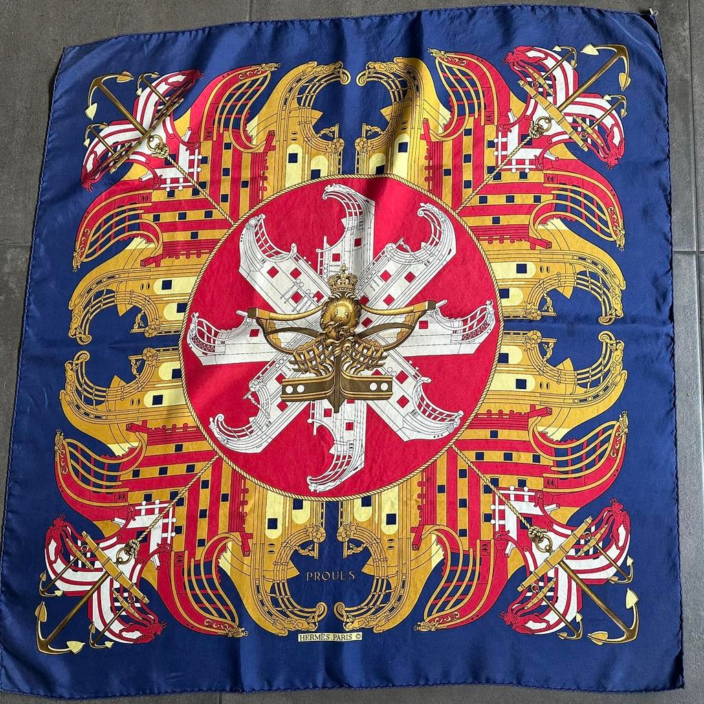 Hermes Proues vintage zijde vierkante sjaal, Verzenden, Gedragen, Maat 46/48 (XL) of groter, Sjaal