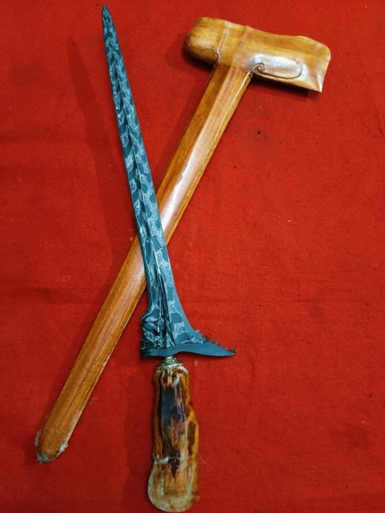 Antieke Keris Bali Lurus Pamor Mega Sinungsun Timoho SVE53, Antiek en Kunst, Kunst | Niet-Westerse kunst, Wapen, Verzenden, Overige materialen