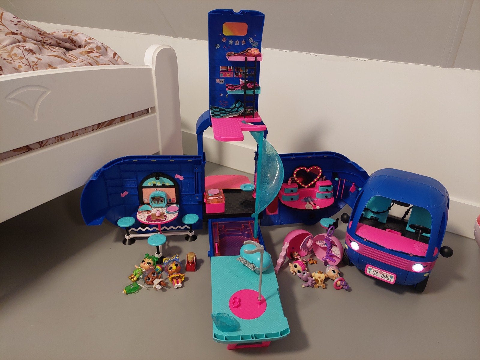 LOL Surprise OMG Glamper Camper met accessoires en poppen, Ophalen, Zo goed als nieuw, Meisje