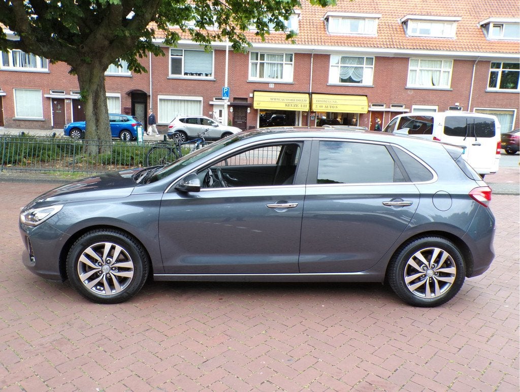 Hyundai i30 1.4 T-GDI Premium AUTOMAAT 140 PK (bj 2018), Auto's, Hyundai, Euro 6, 4 cilinders, Origineel Nederlands, Bedrijf