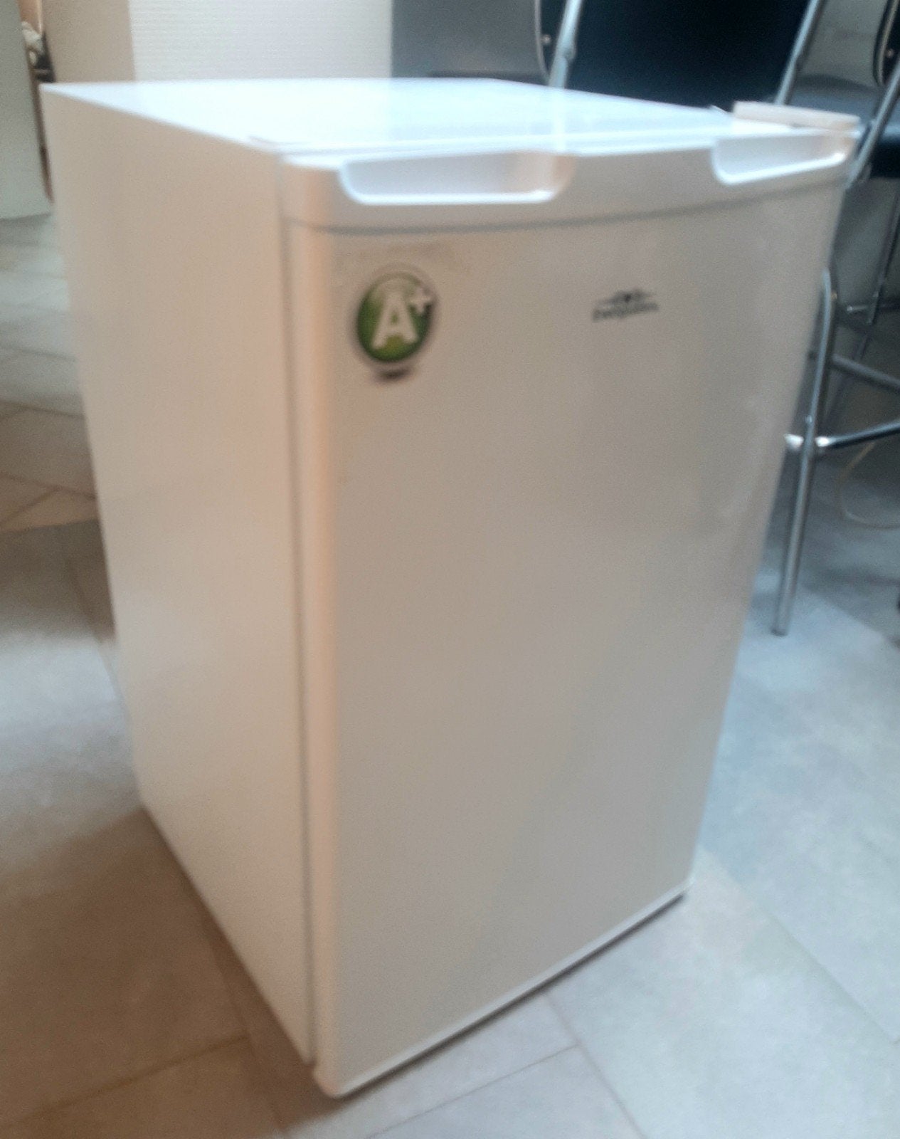 Koelkast A+  50x50x84 cm ruimtebesparend., Witgoed en Apparatuur, Ophalen, Zonder vriesvak, Minder dan 85 cm, 100 tot 150 liter