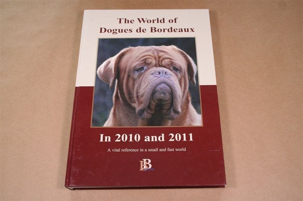 Bordeauxdog 2010-2011 — Rijk geïllustreerd jaarboek, Ophalen of Verzenden, Zo goed als nieuw, Vogels