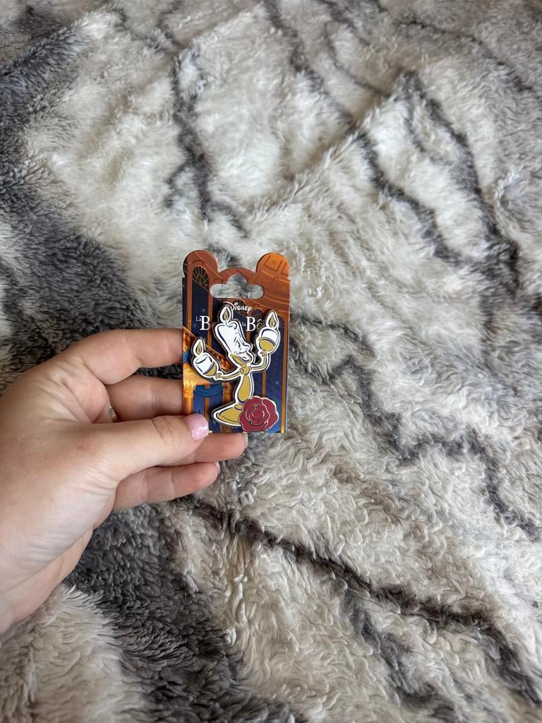 Disney Lumiere pin - Belle en het Beest, Verzamelen, Disney, Ophalen of Verzenden, Assepoester of Belle, Nieuw, Overige typen